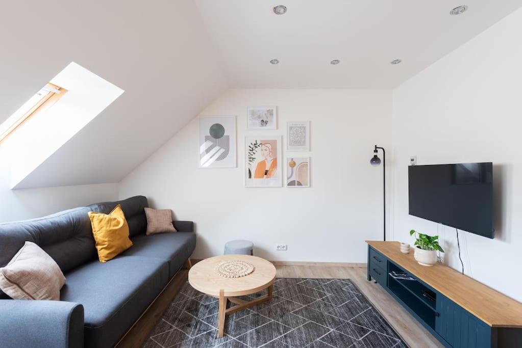 B.O.B. Klimentska Apartment Прага Екстериор снимка