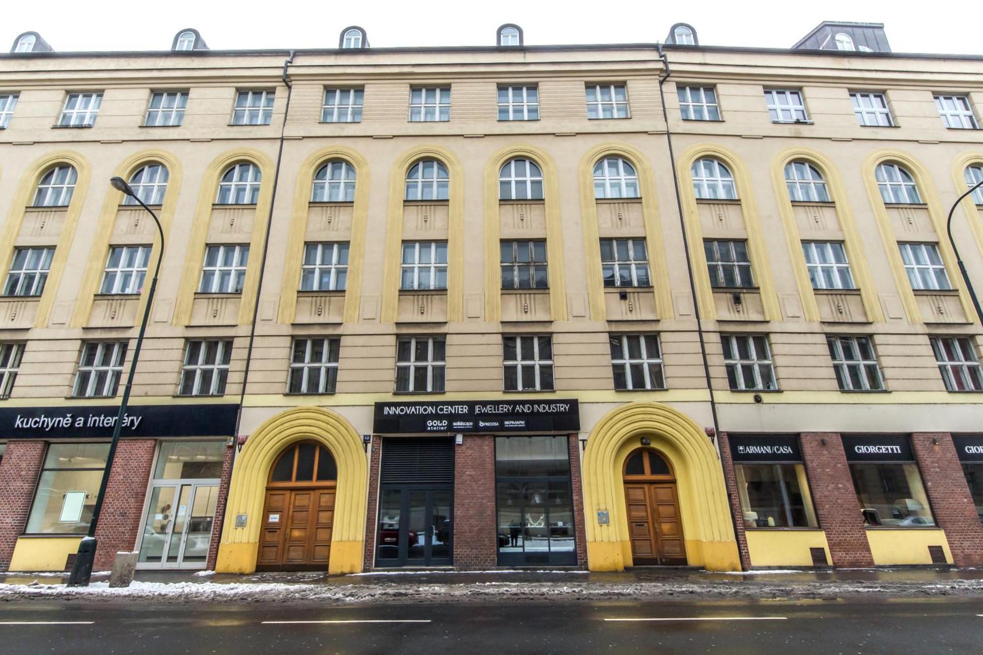 B.O.B. Klimentska Apartment Прага Екстериор снимка