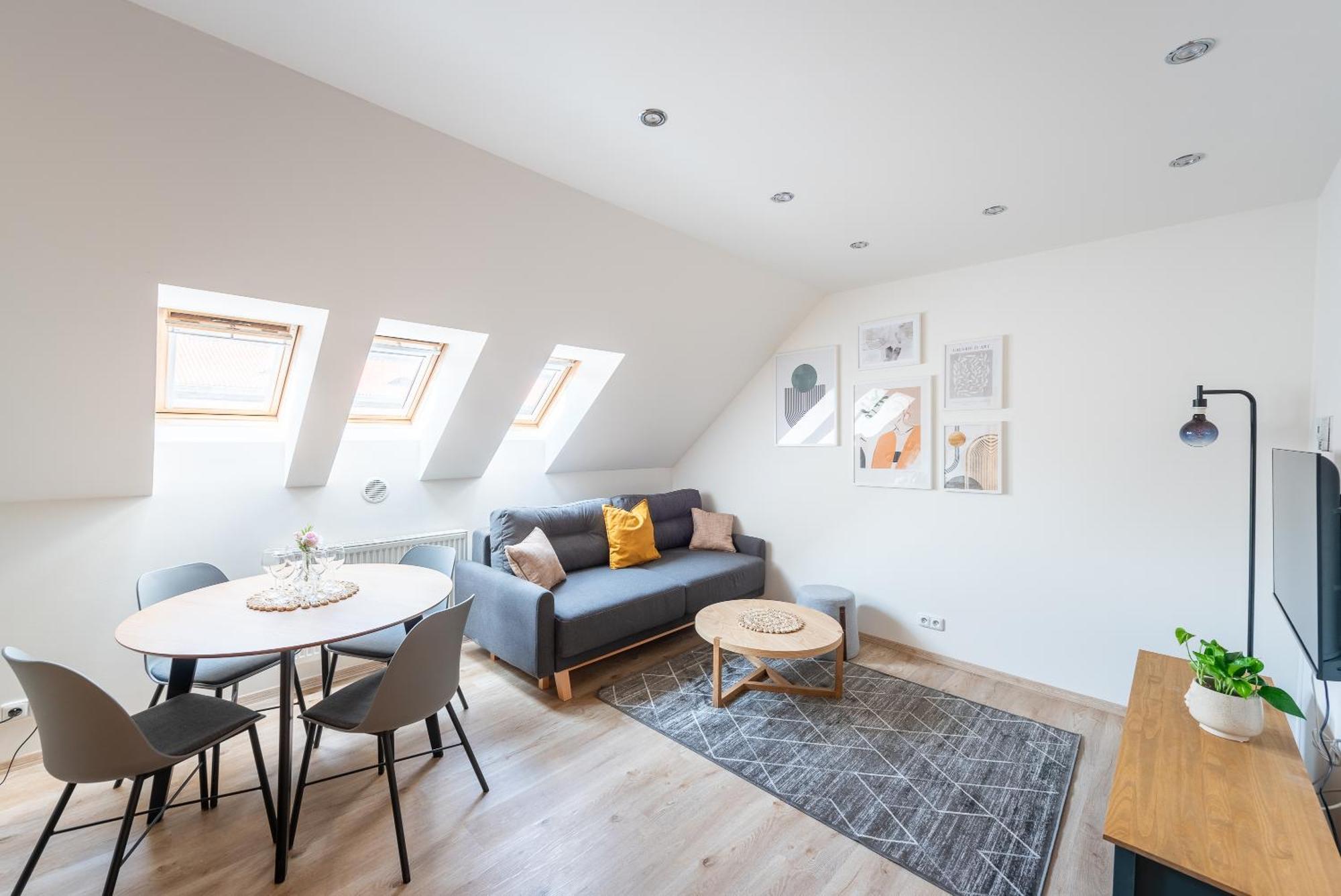 B.O.B. Klimentska Apartment Прага Екстериор снимка
