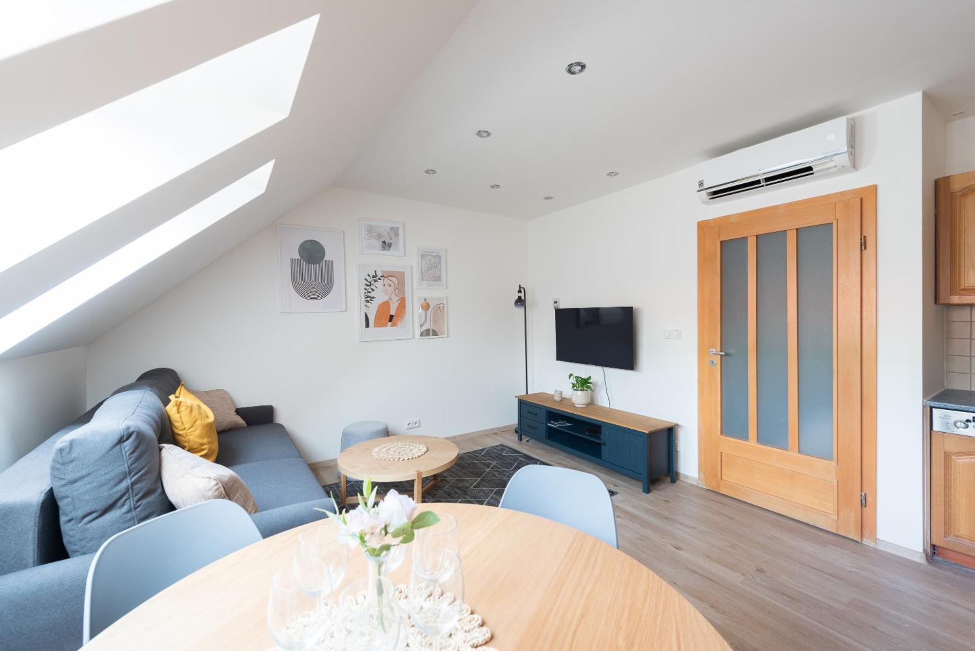 B.O.B. Klimentska Apartment Прага Екстериор снимка