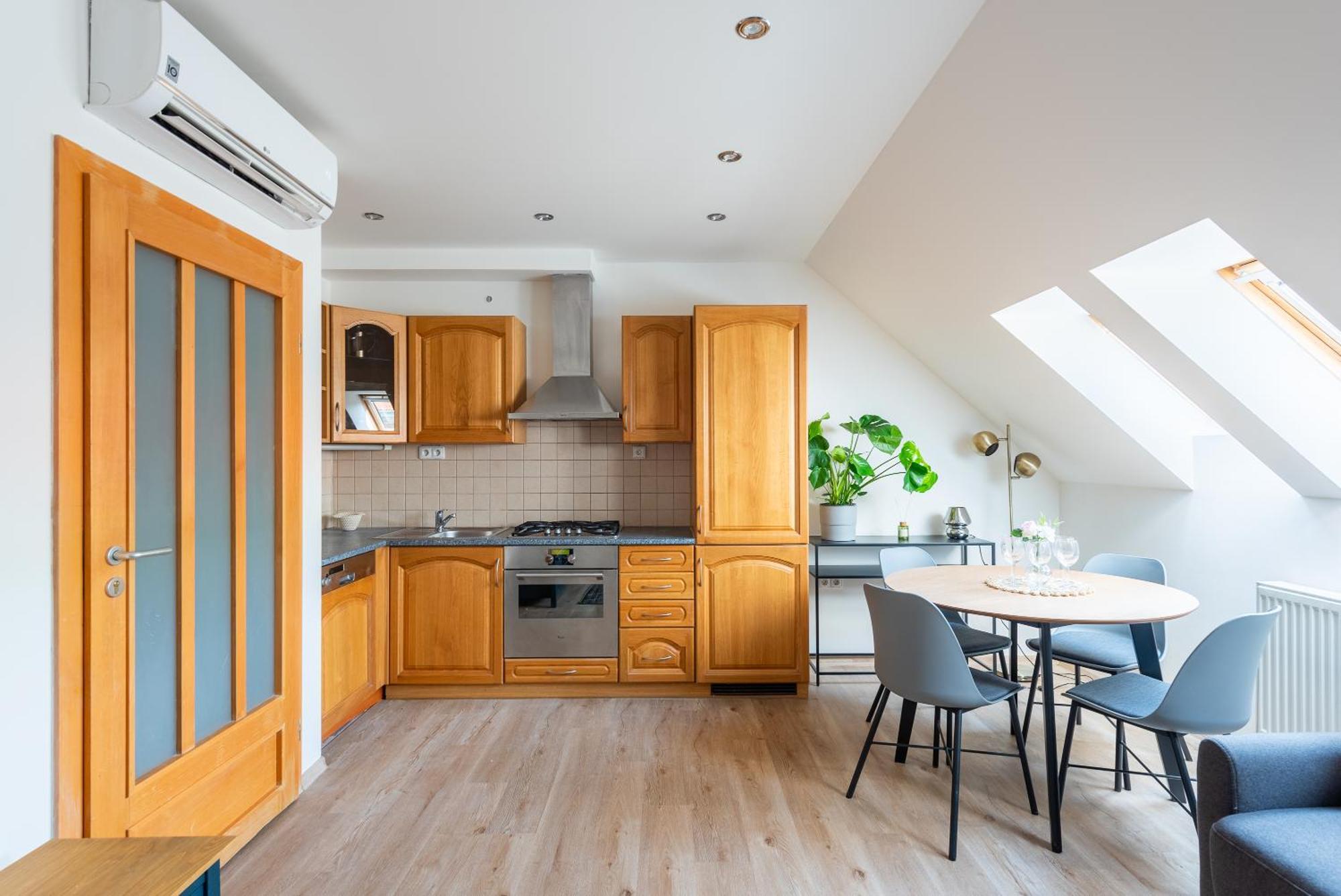 B.O.B. Klimentska Apartment Прага Екстериор снимка